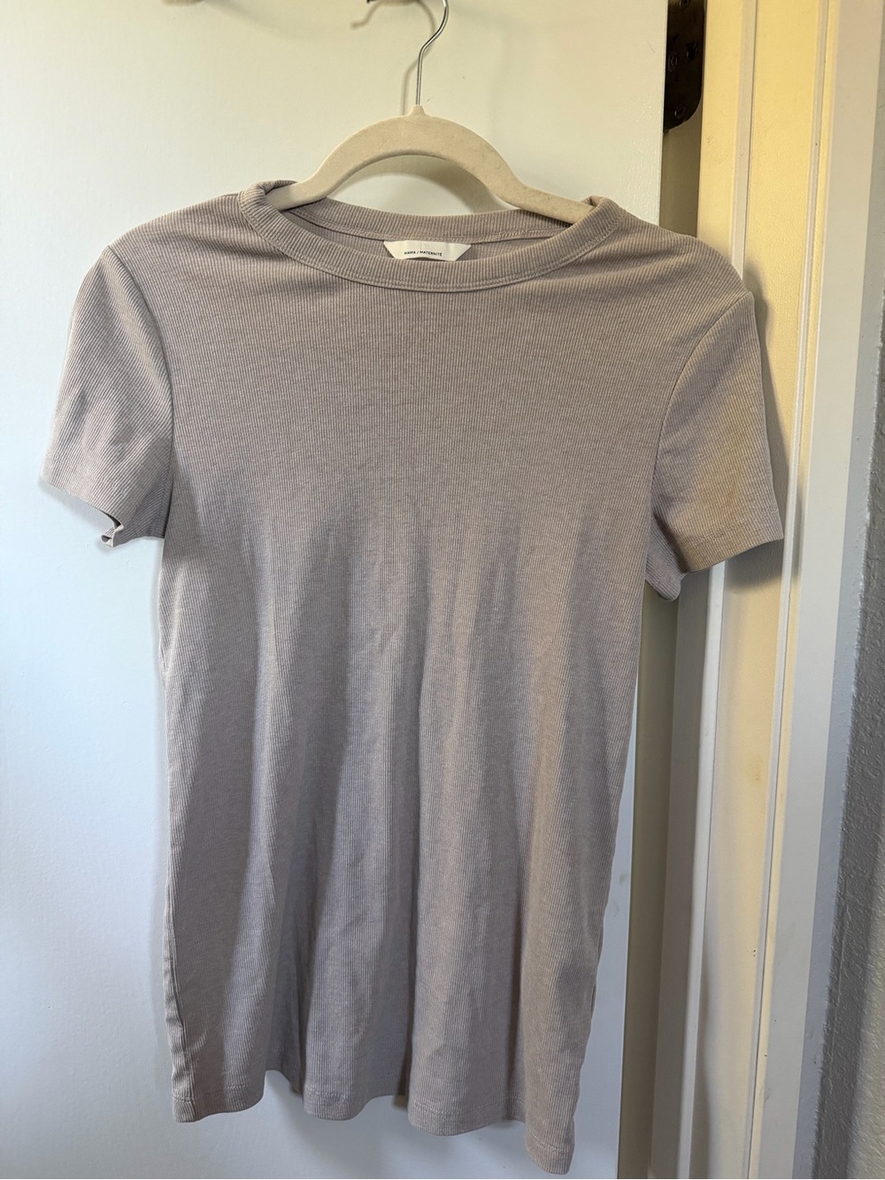 H&M maternity mama top